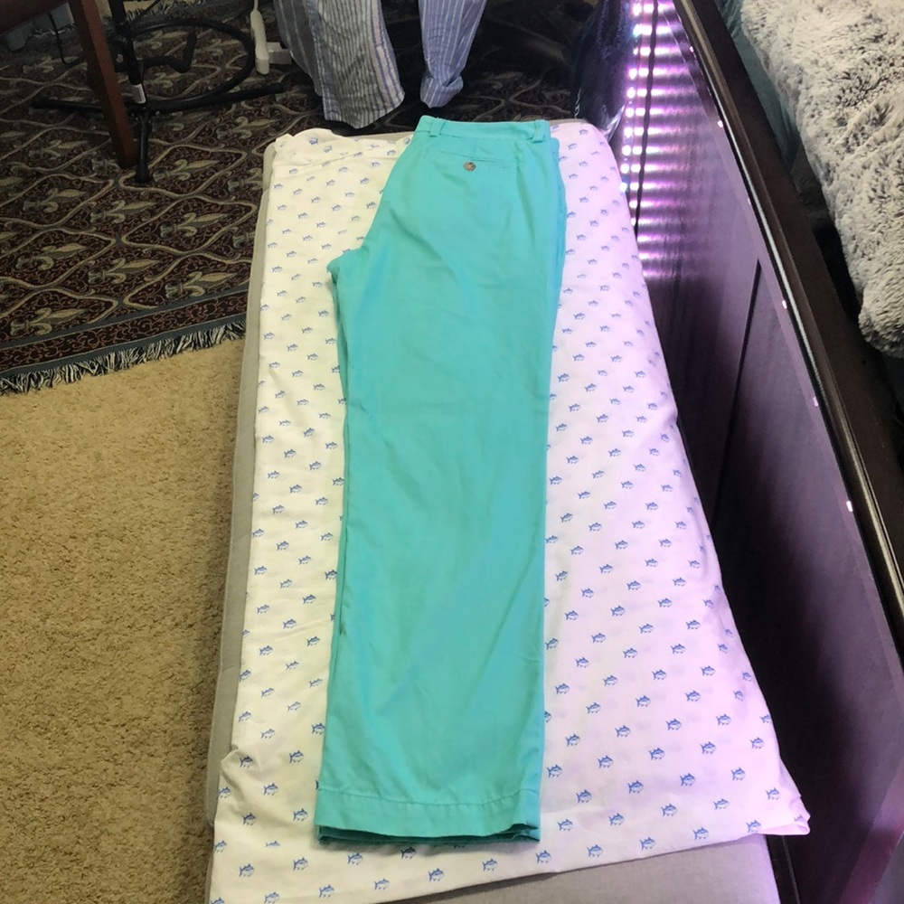 Vineyard Vines size 32x32 Pants